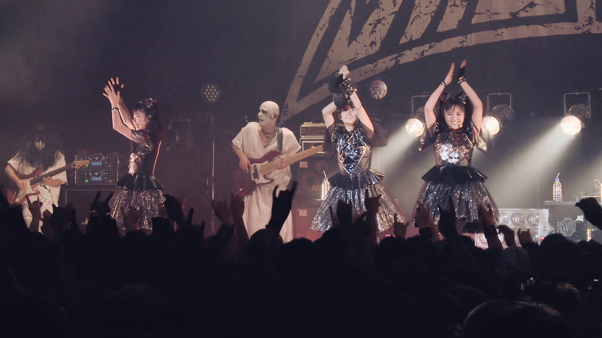 BABYMETAL THE FIVE FOX FESTIVAL IN JAPAN - WHITE FOX FESTIVAL
