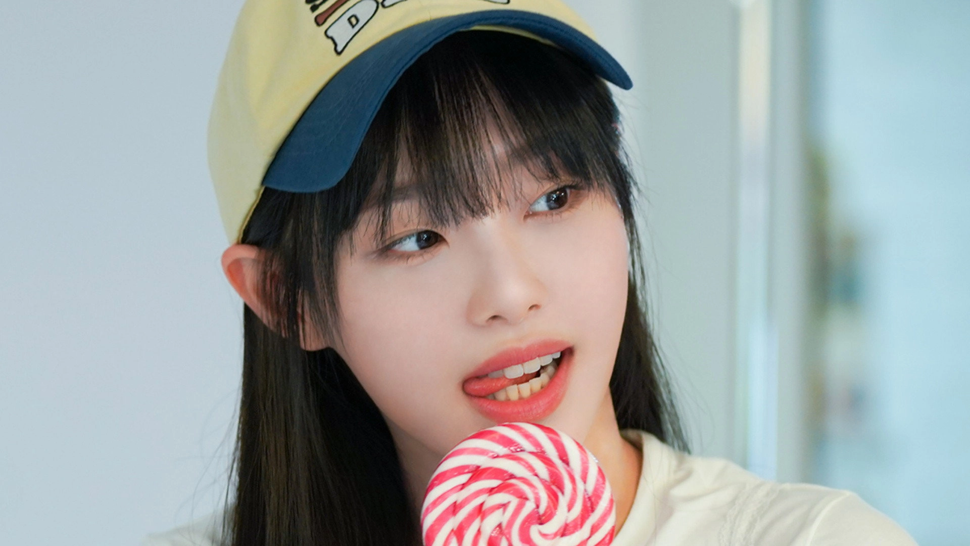 CHUU-ing