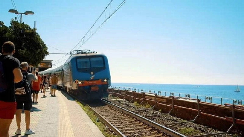 World's Most Scenic Railway Journeys