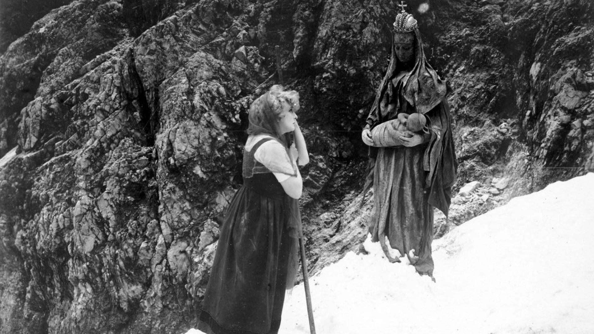 The Wandering Image