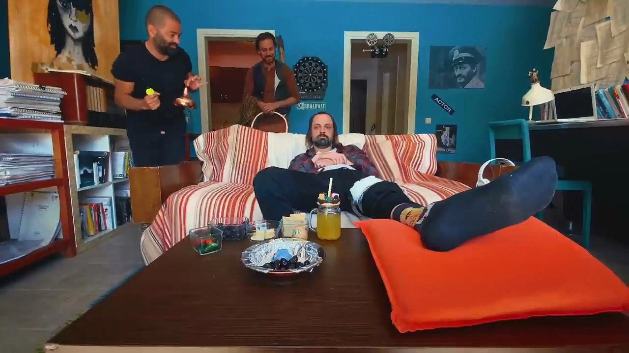 Pes Artık