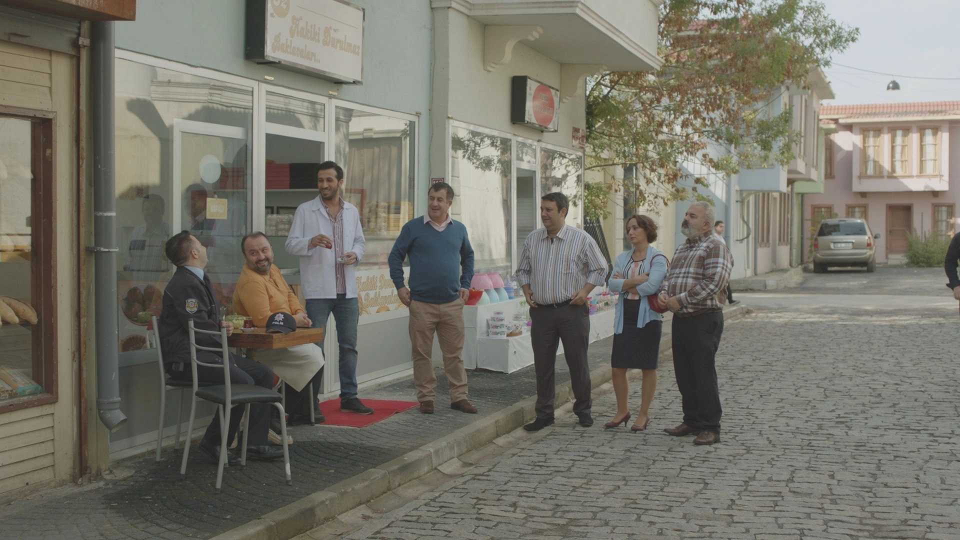 Hangimiz Sevmedik