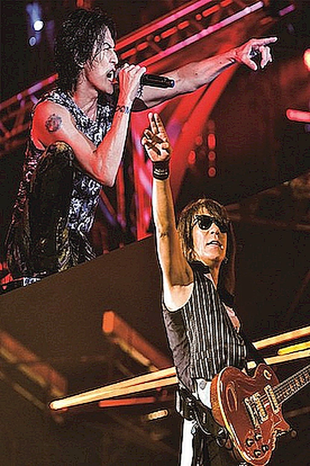 B'z LIVE-GYM Pleasure 2018-HINOTORI-