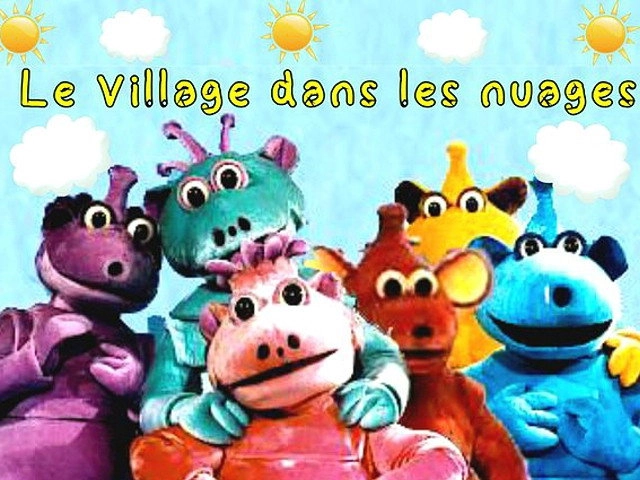 Le Village Dans Les Nuages