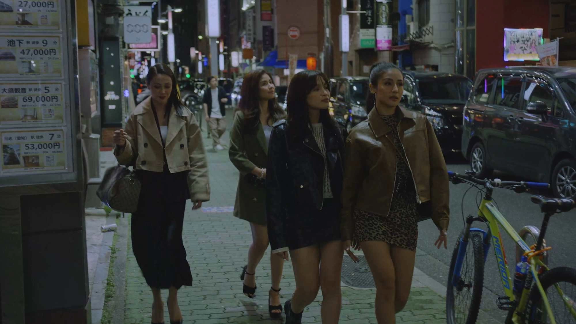 Midnight Girls