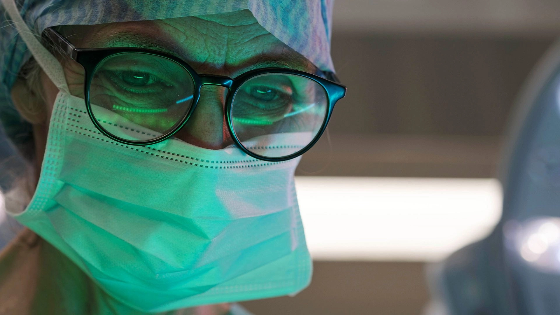 Surgeons: At the Edge of Life