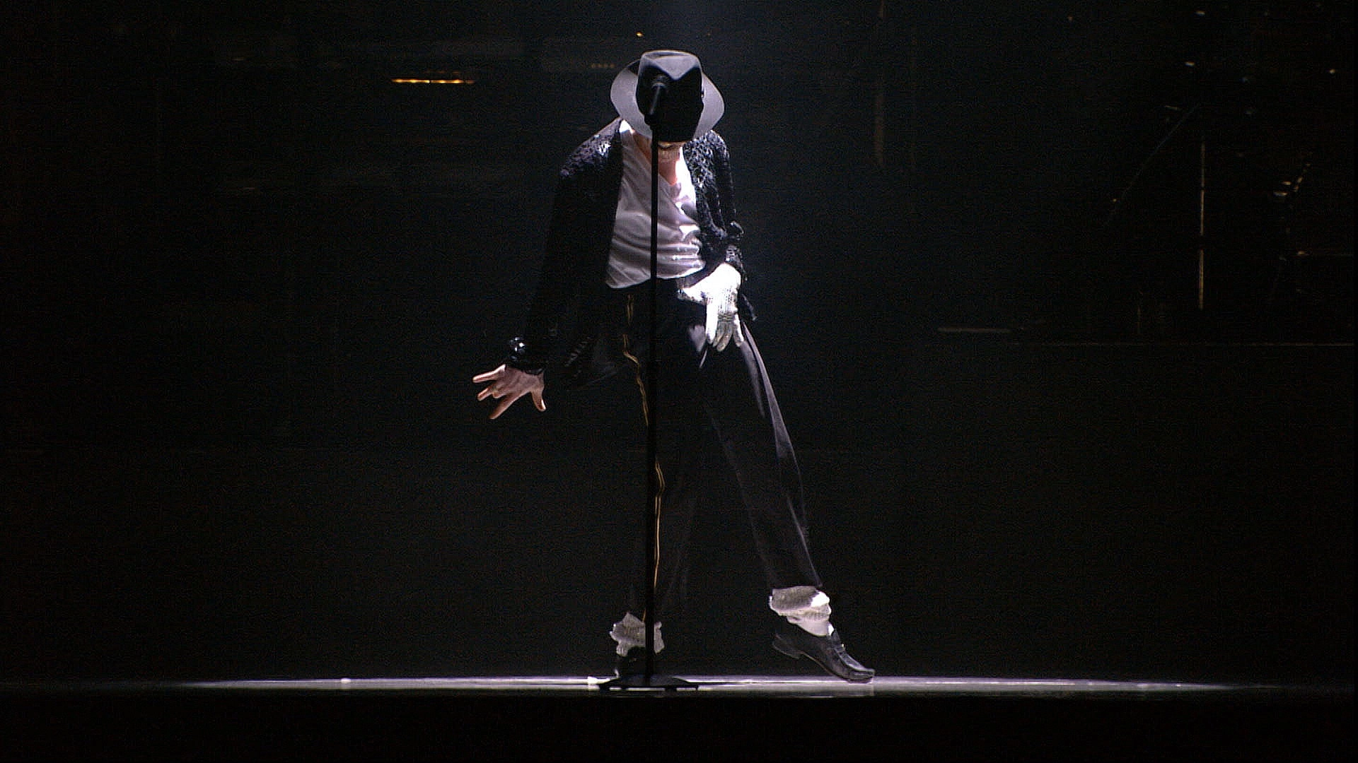 Michael Jackson: HIStory World Tour - Live In Munich