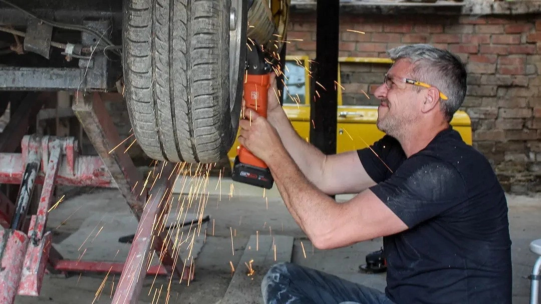 Ant Anstead: Born Mechanic