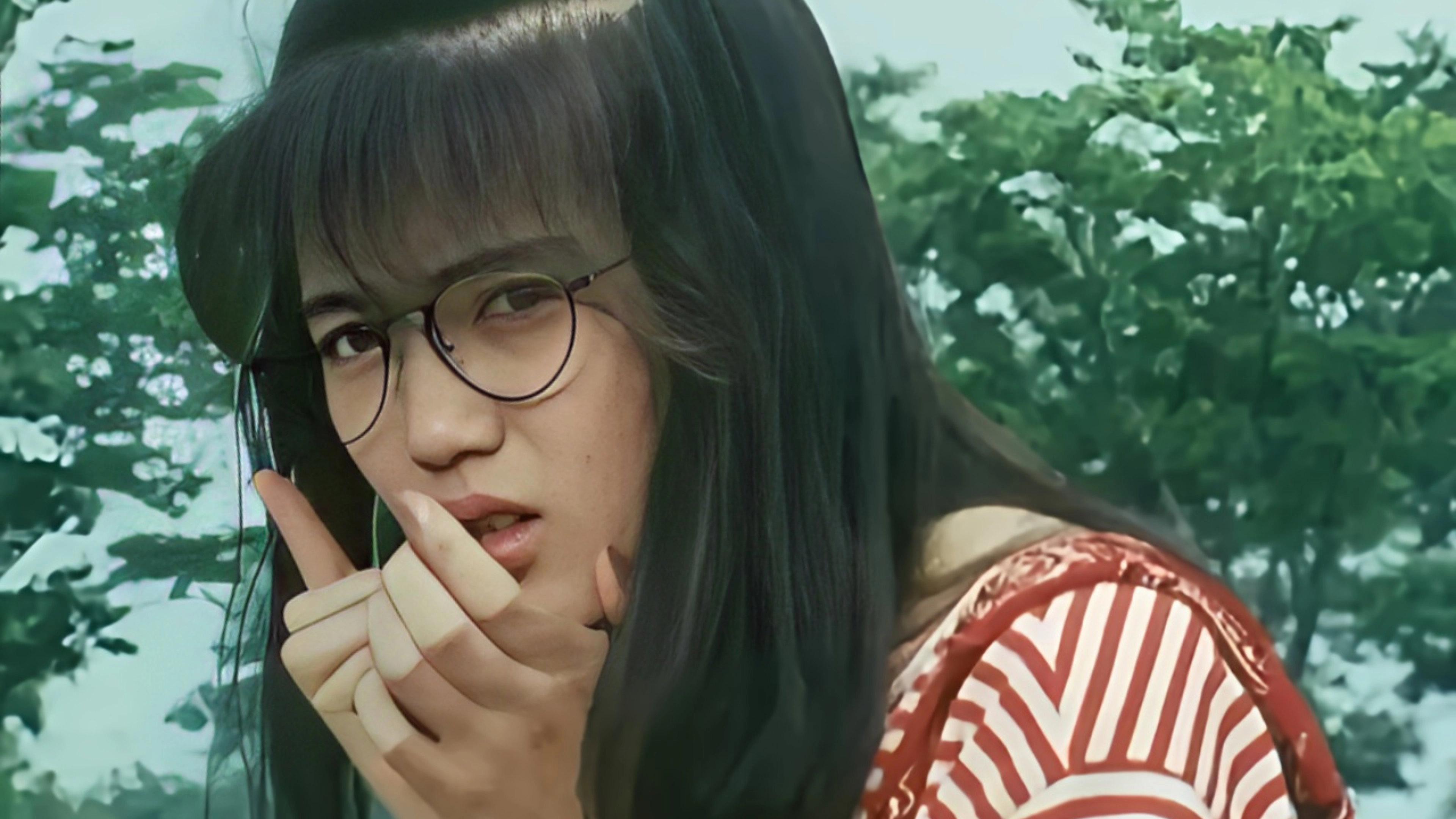 Magical Chinese Girl Pai Pai!