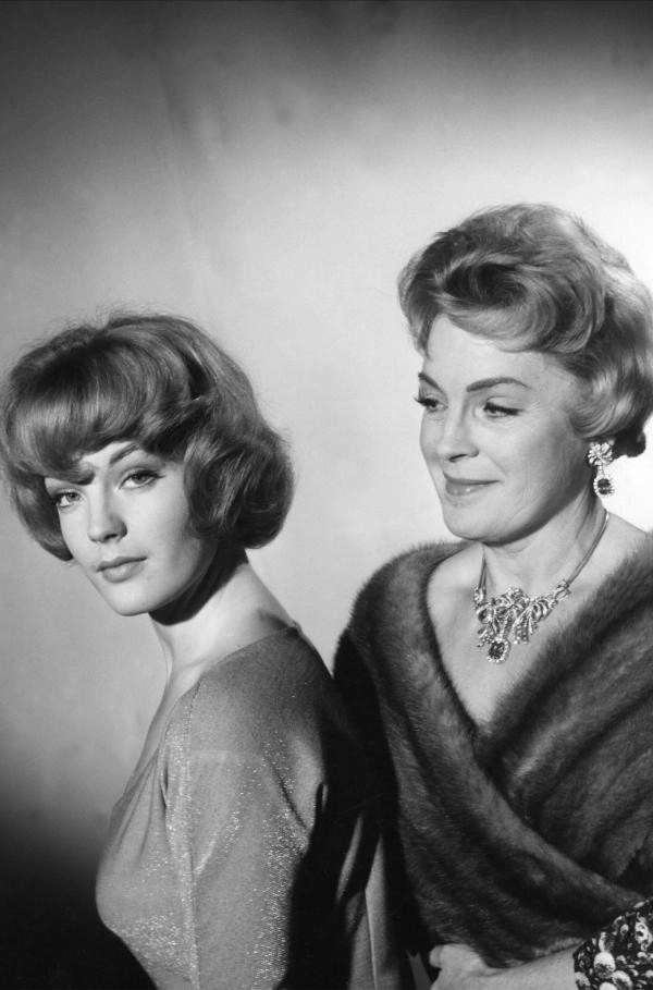 Romy and Magda Schneider: Mother - Daughter - Rivals?