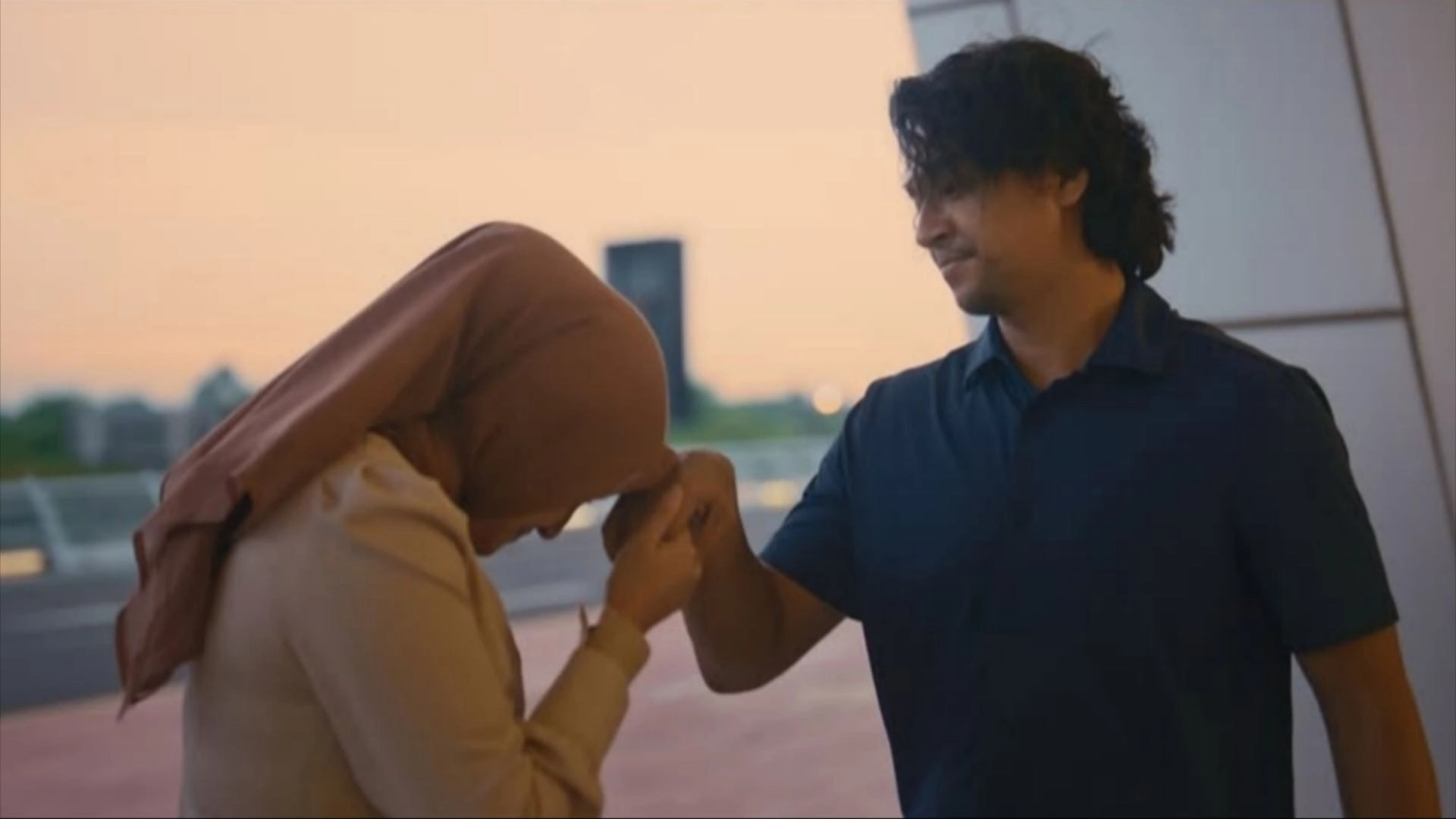 La Tahzan: Cinta, Dosa, Luka...