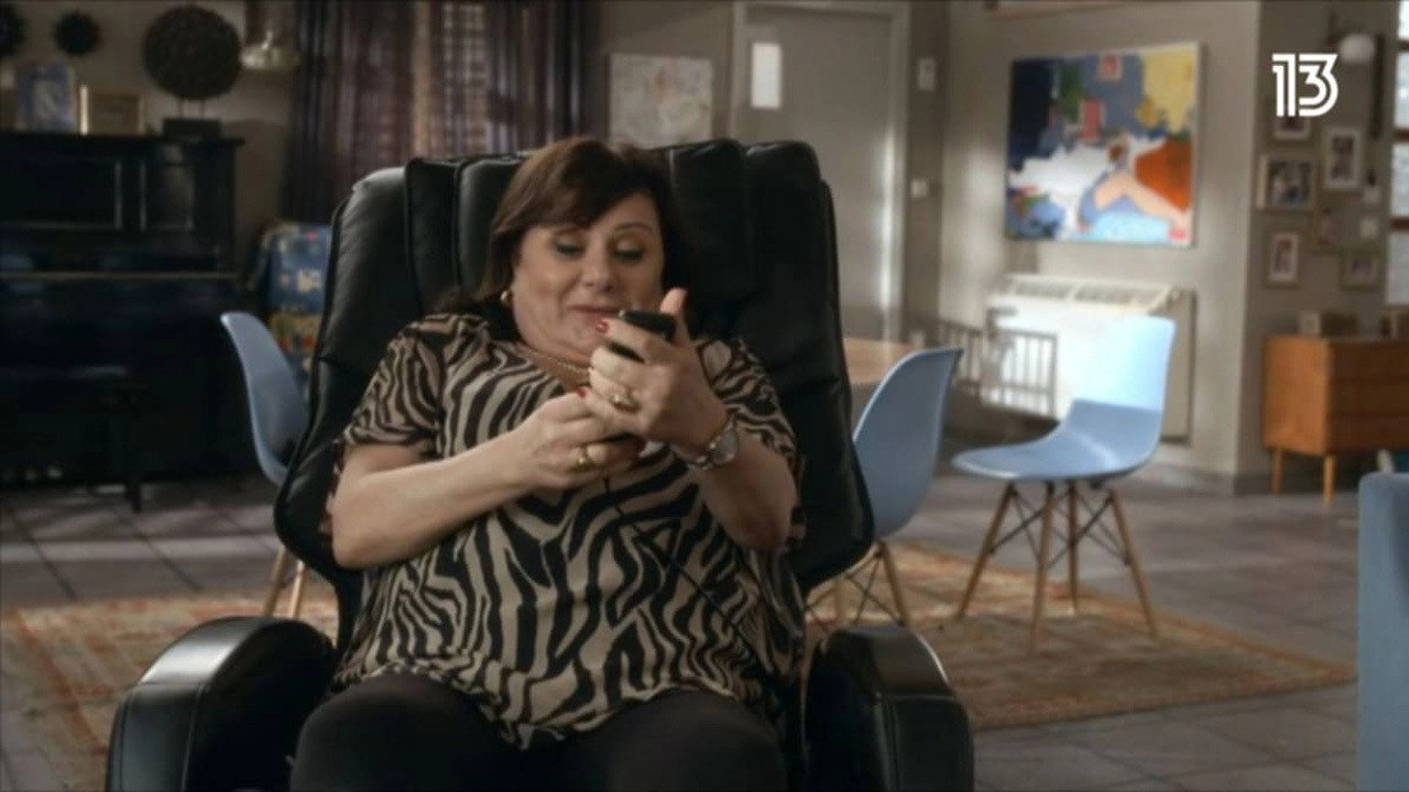 Una mujer con unas alas tremendas