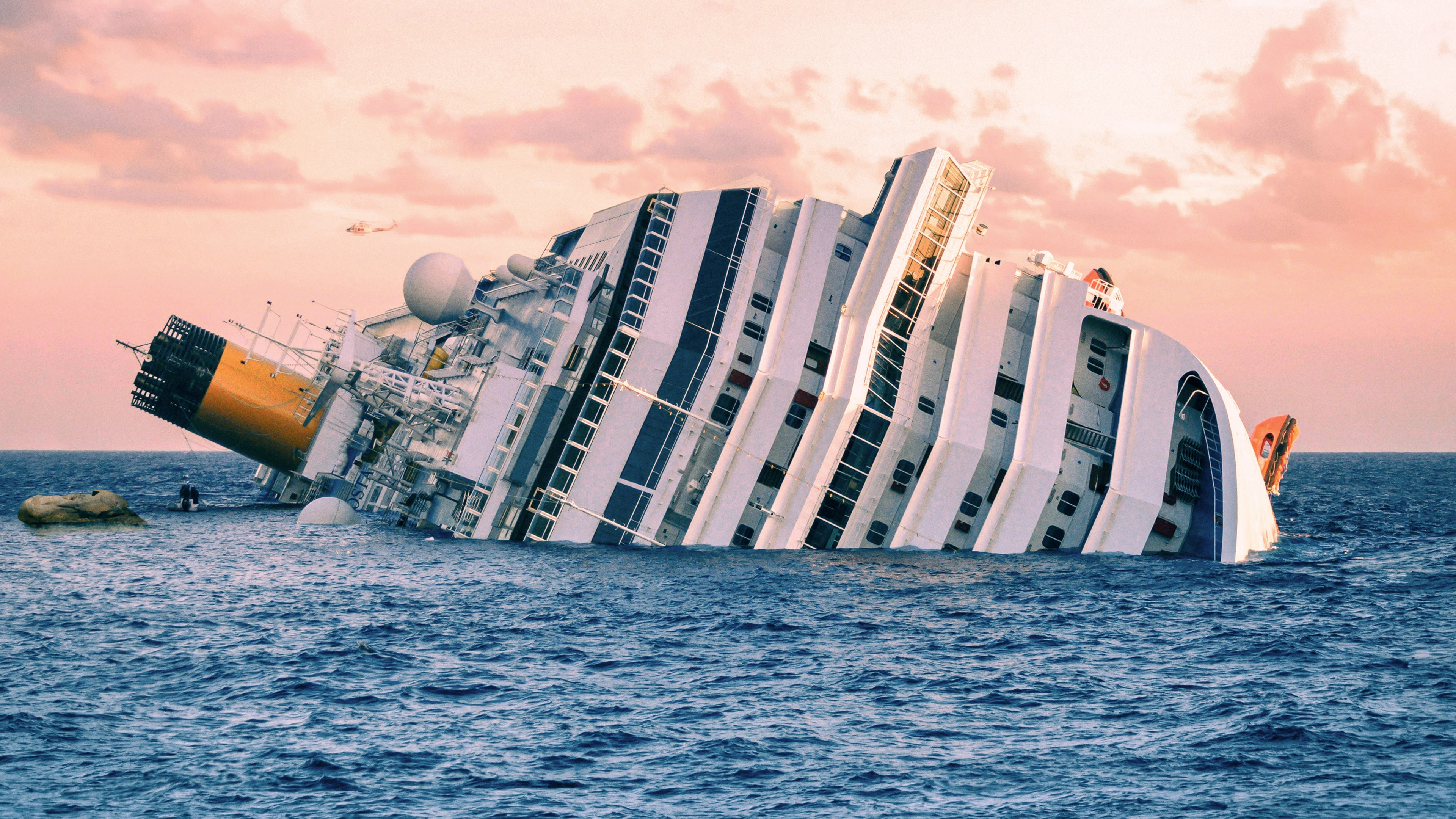 Costa Concordia: Chronicle of a Disaster