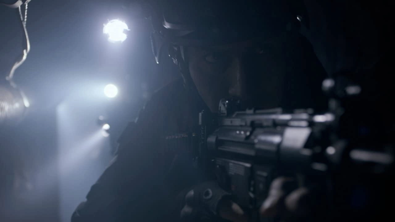 S.O.Z: Soldiers or Zombies