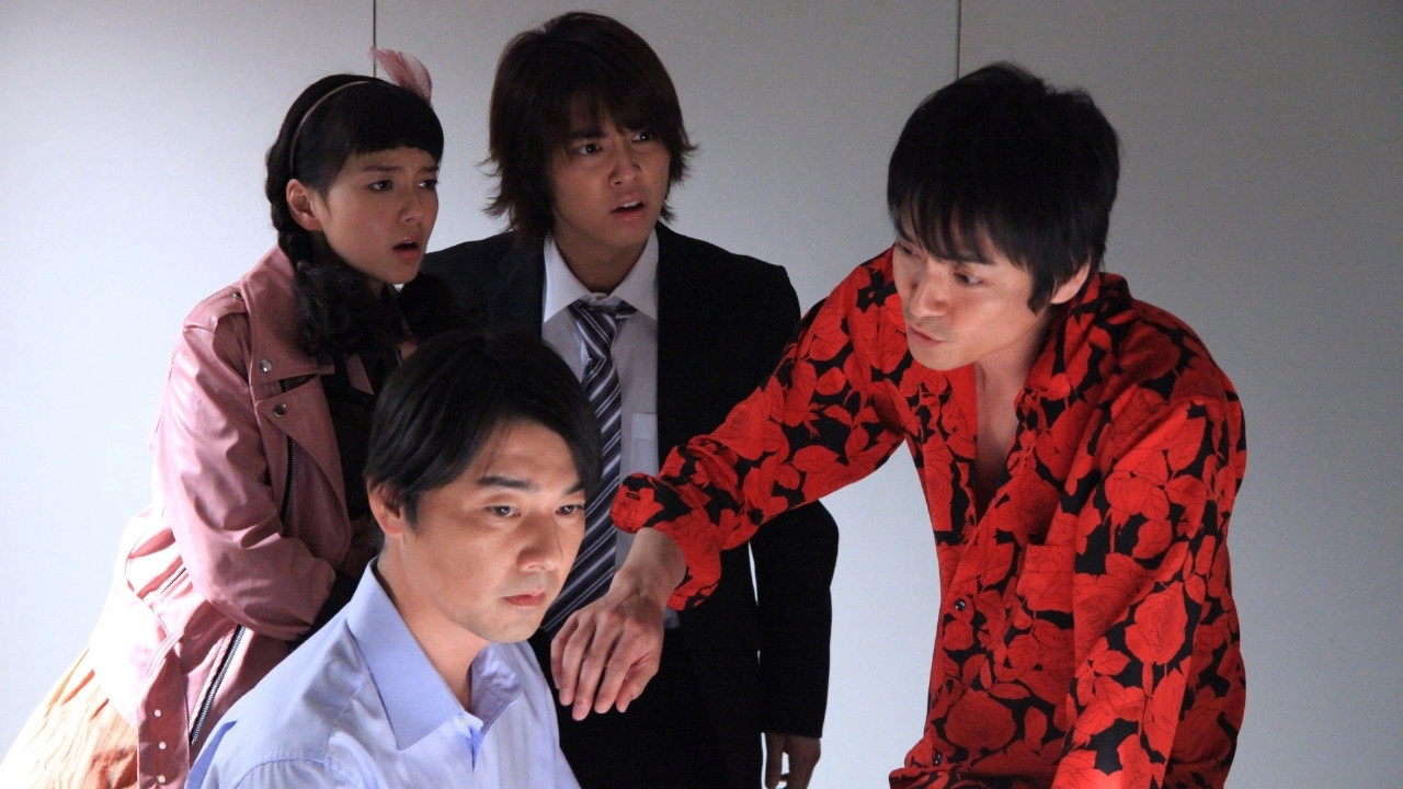 DEKA WANKO -Ms. Detective vs. Police Dog-