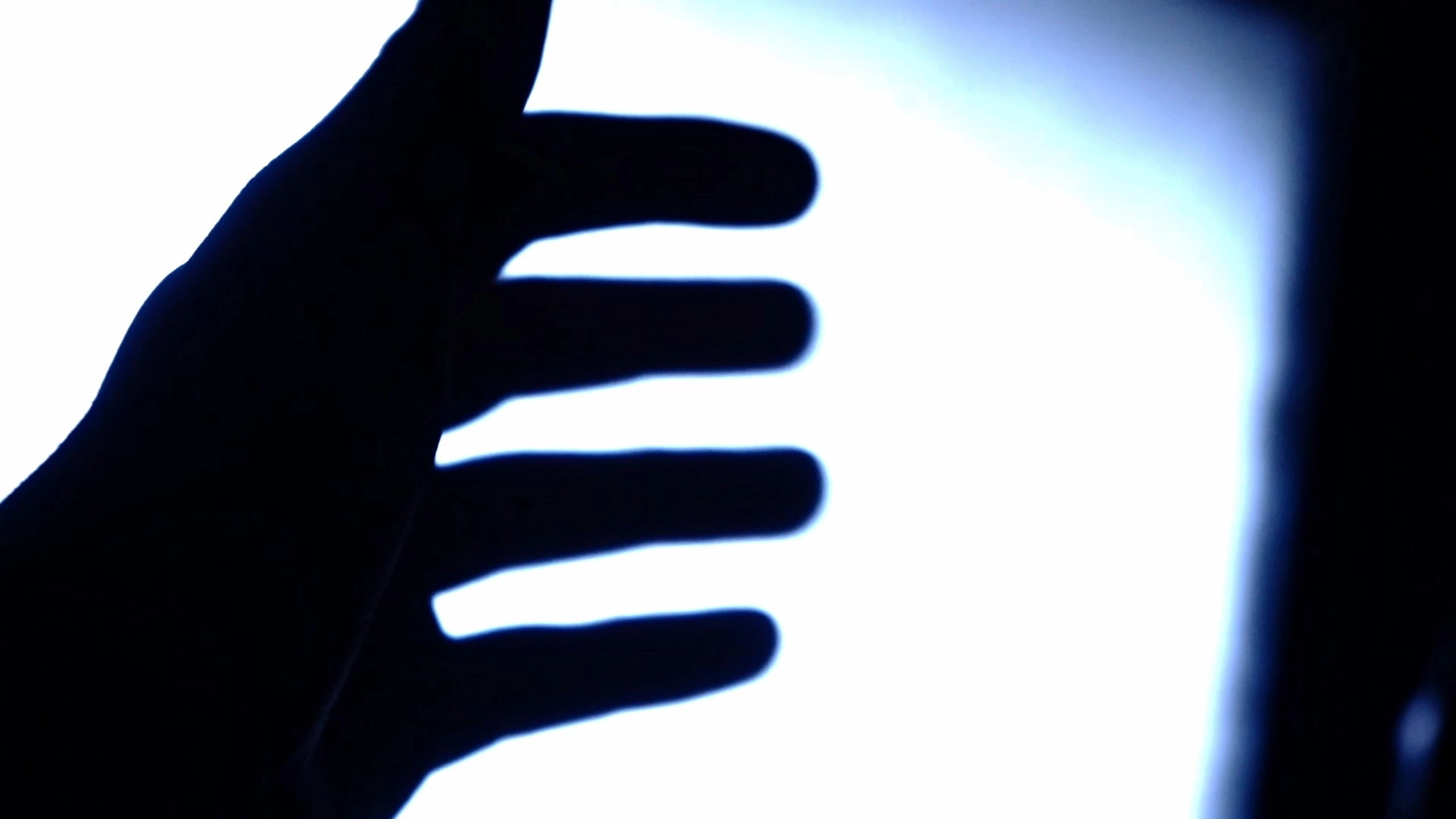 Cioranian hand