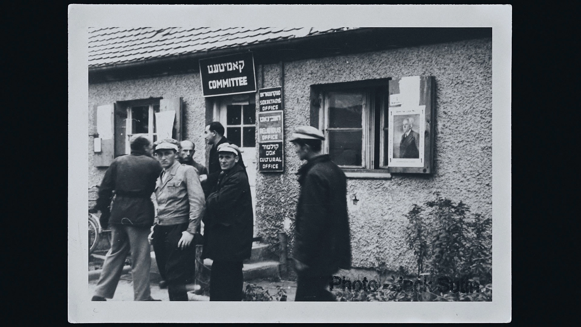 Les survivants, l'impossible départ après la Shoah