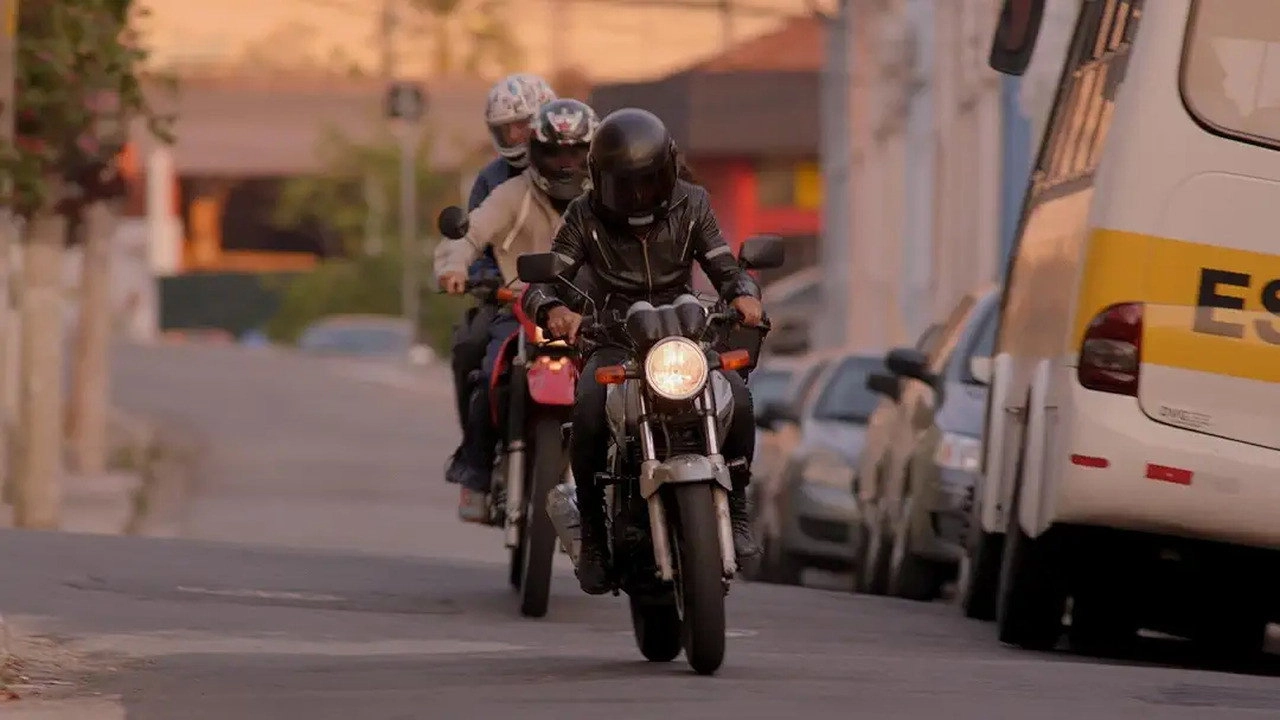 A Garota da Moto