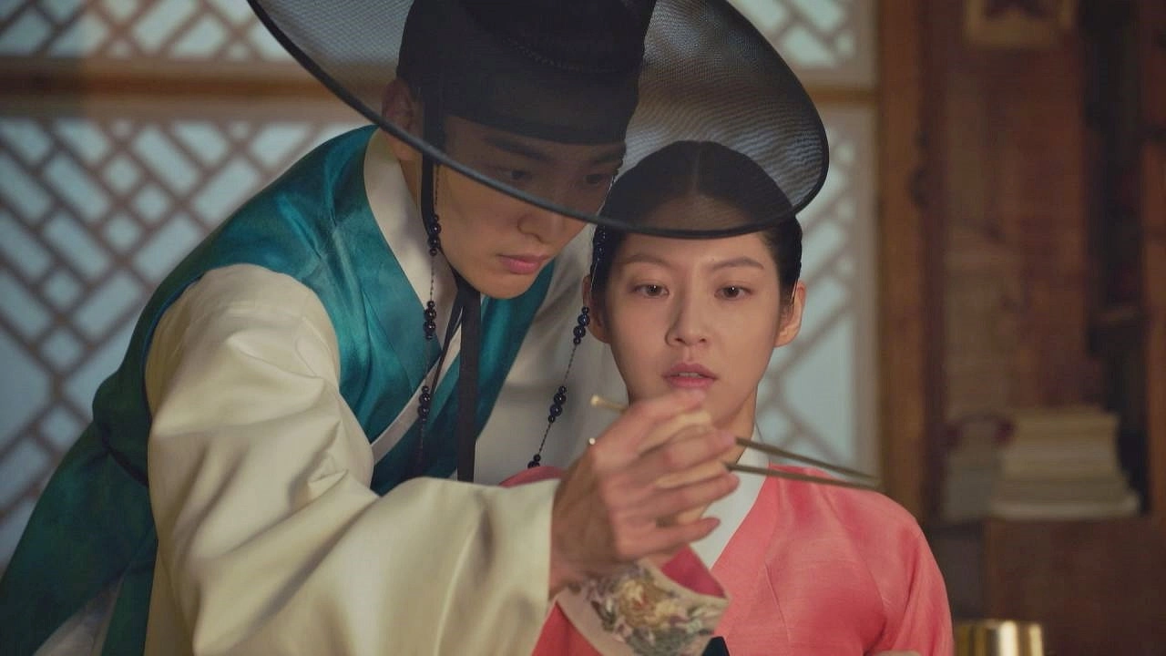 Flower Crew: Joseon Marriage Agency