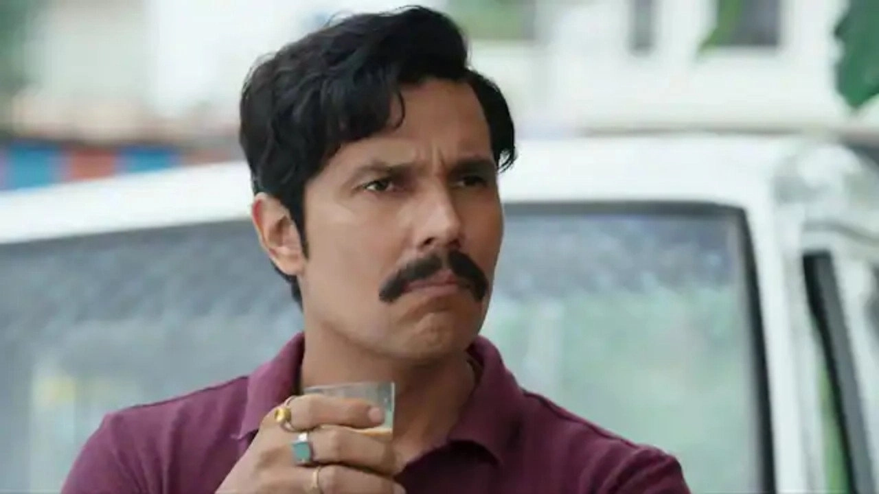 Inspector Avinash