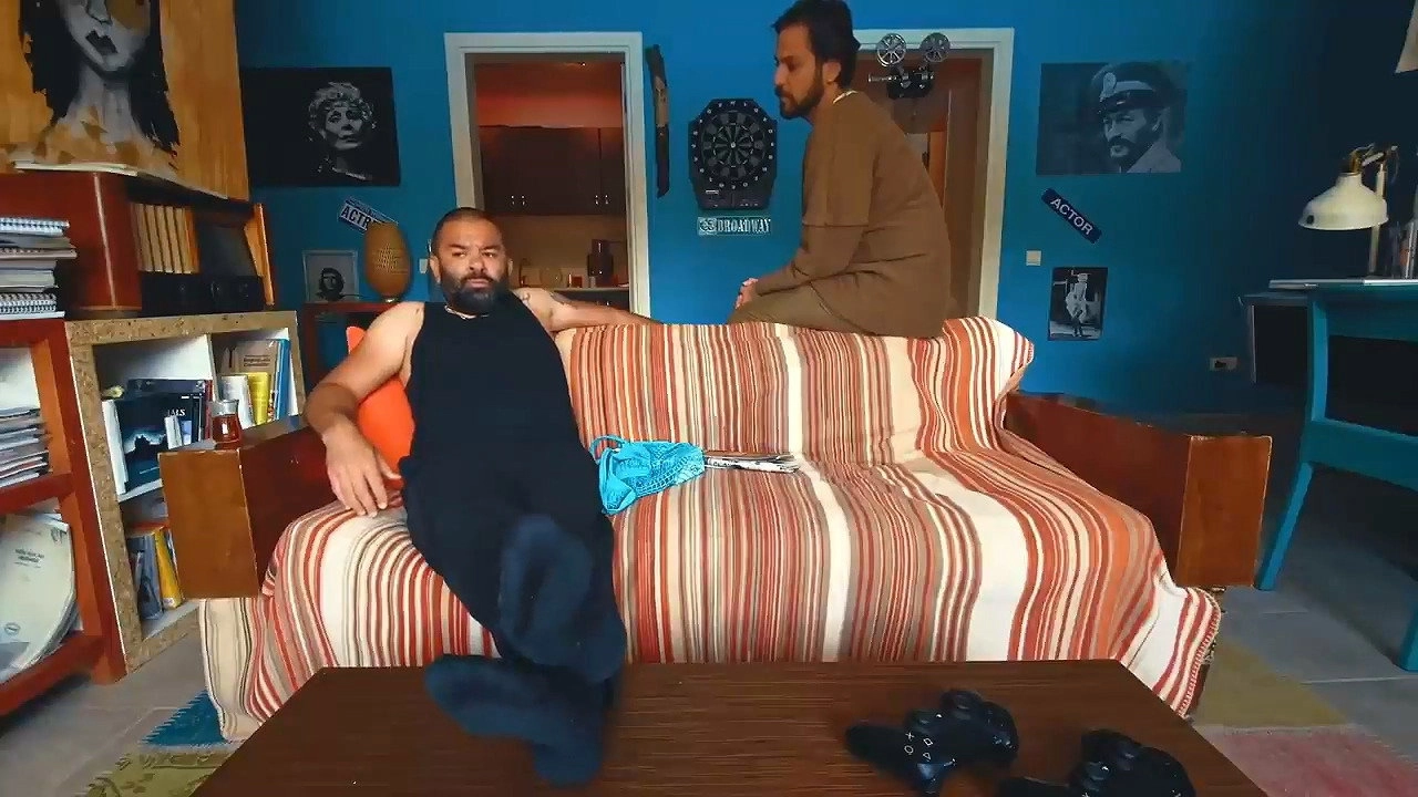 Pes Artık