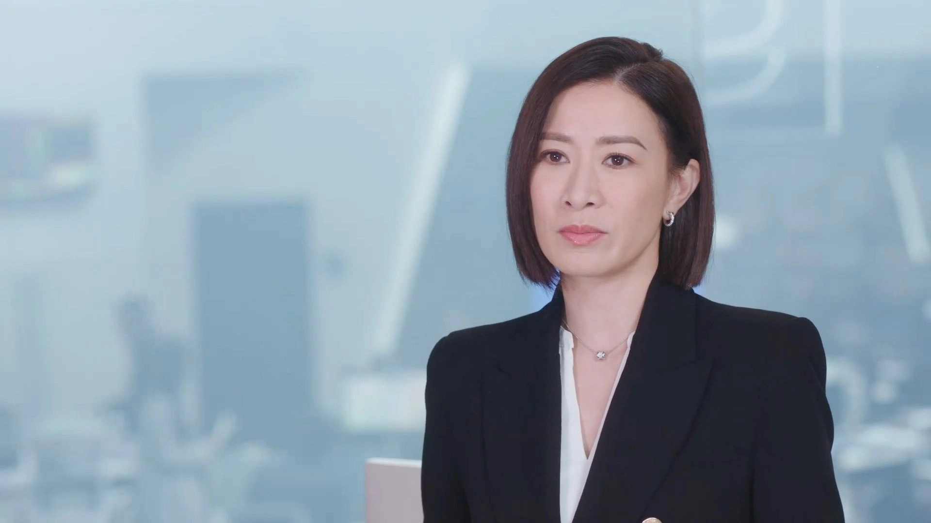 The QUEEN of News
