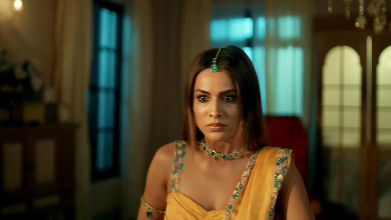 Suhagan Chudail