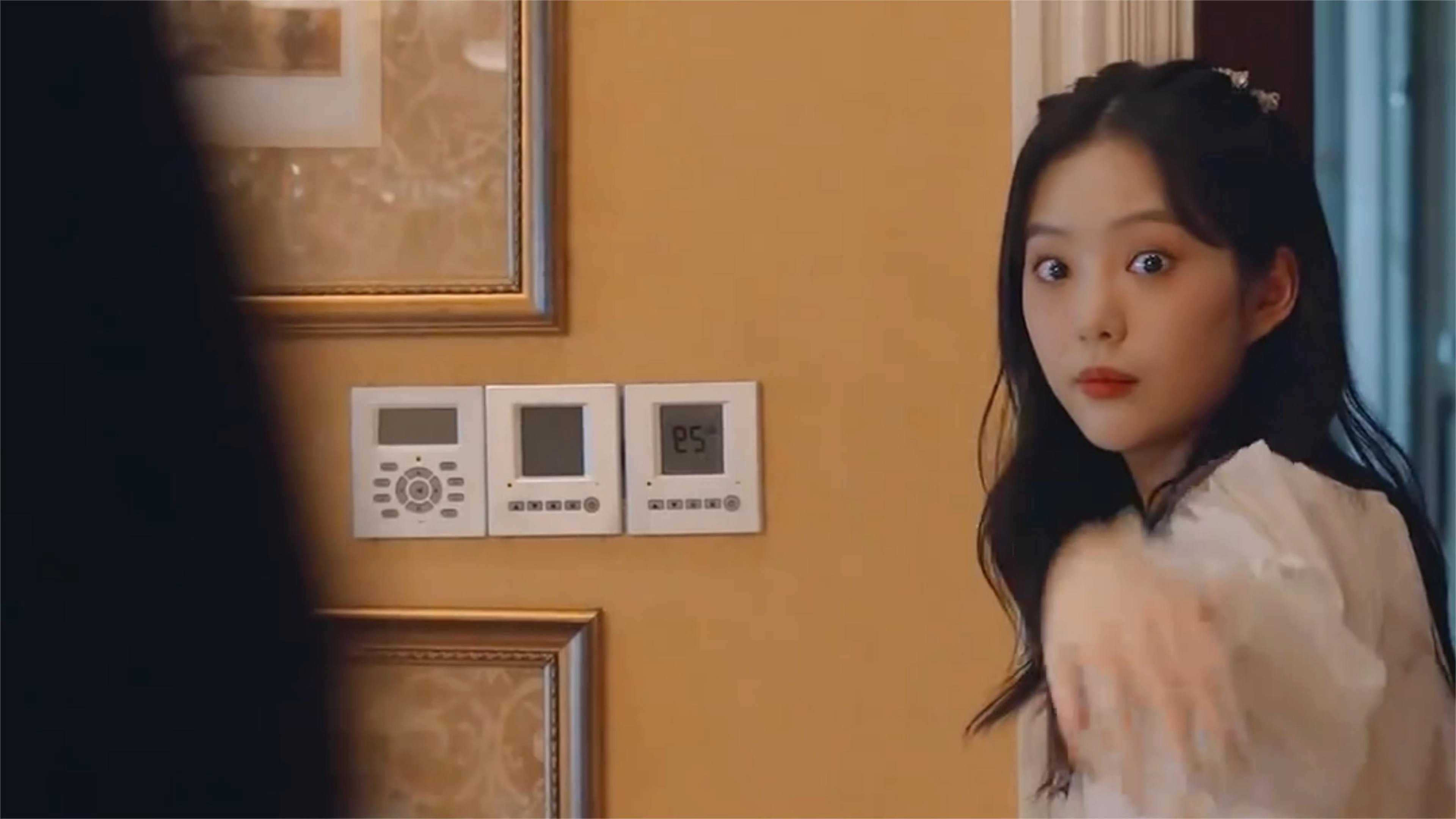哎呀，皇后娘娘来打工