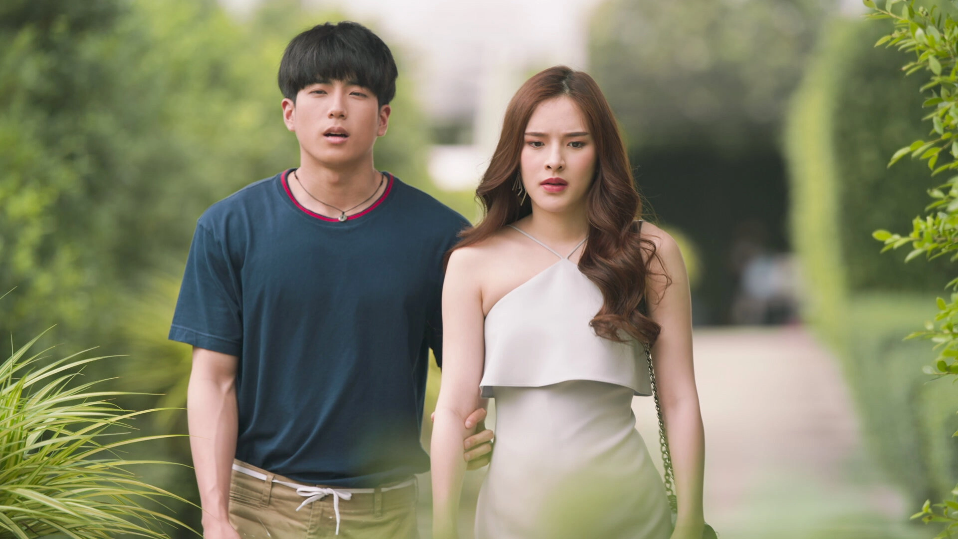 Bangkok Love Stories: Plead