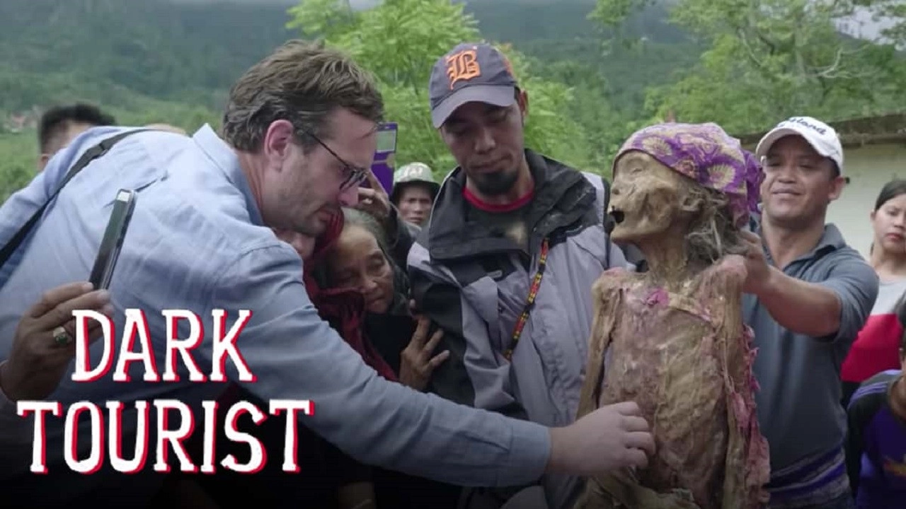 Dark Tourist