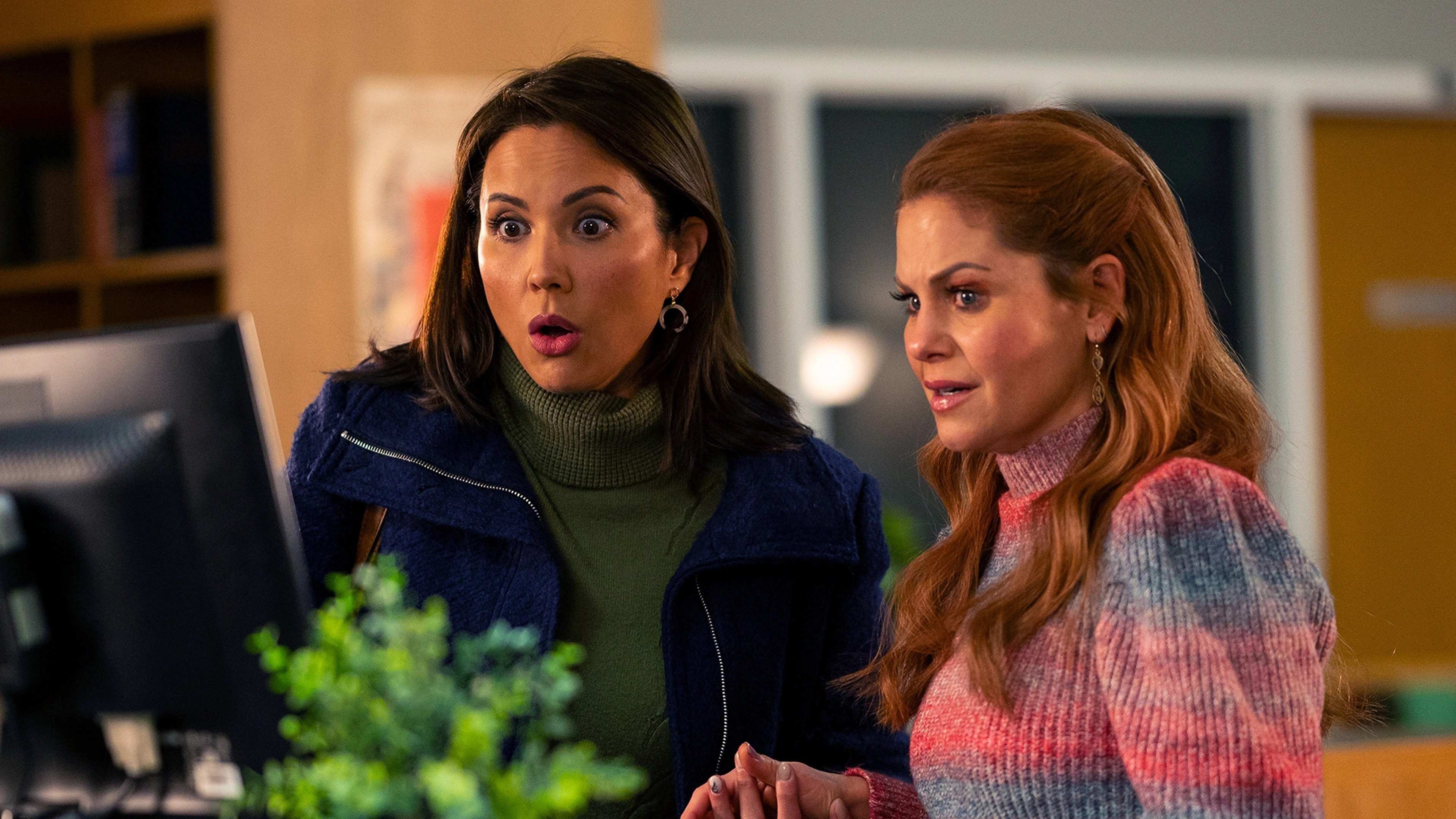 Aurora Teagarden Mysteries: How to Con a Con