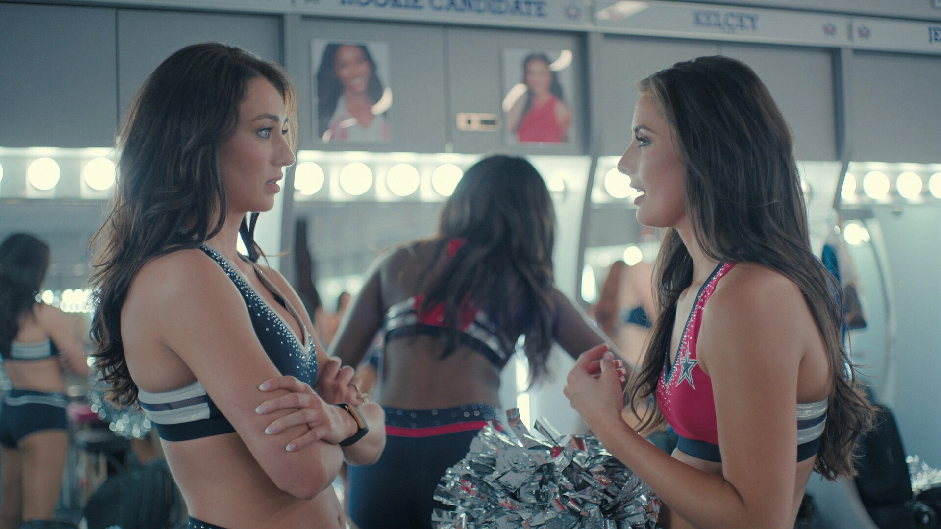AMERICA'S SWEETHEARTS: Dallas Cowboys Cheerleaders