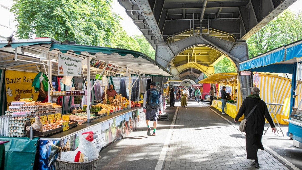 Food Markets: In the Belly of the City