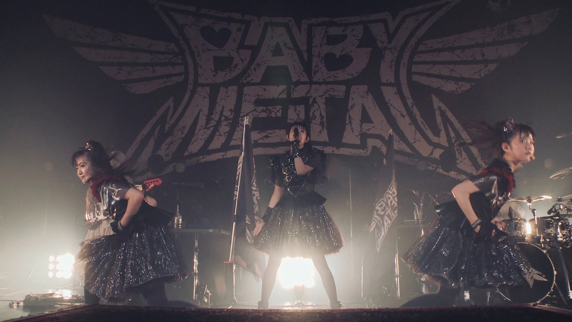 BABYMETAL THE FIVE FOX FESTIVAL IN JAPAN - GOLD FOX FESTIVAL