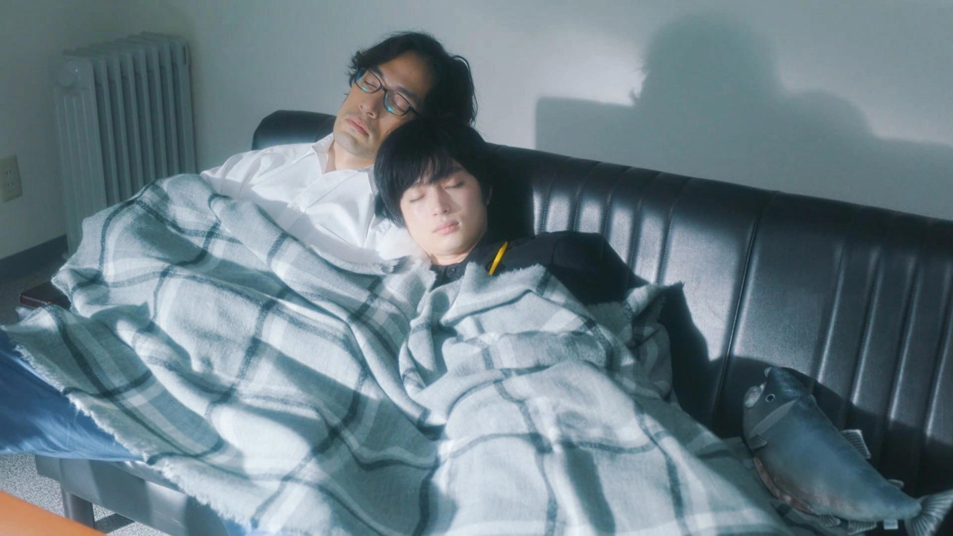 Two Office Workers Who Are Too Poisonous for One's Eyes