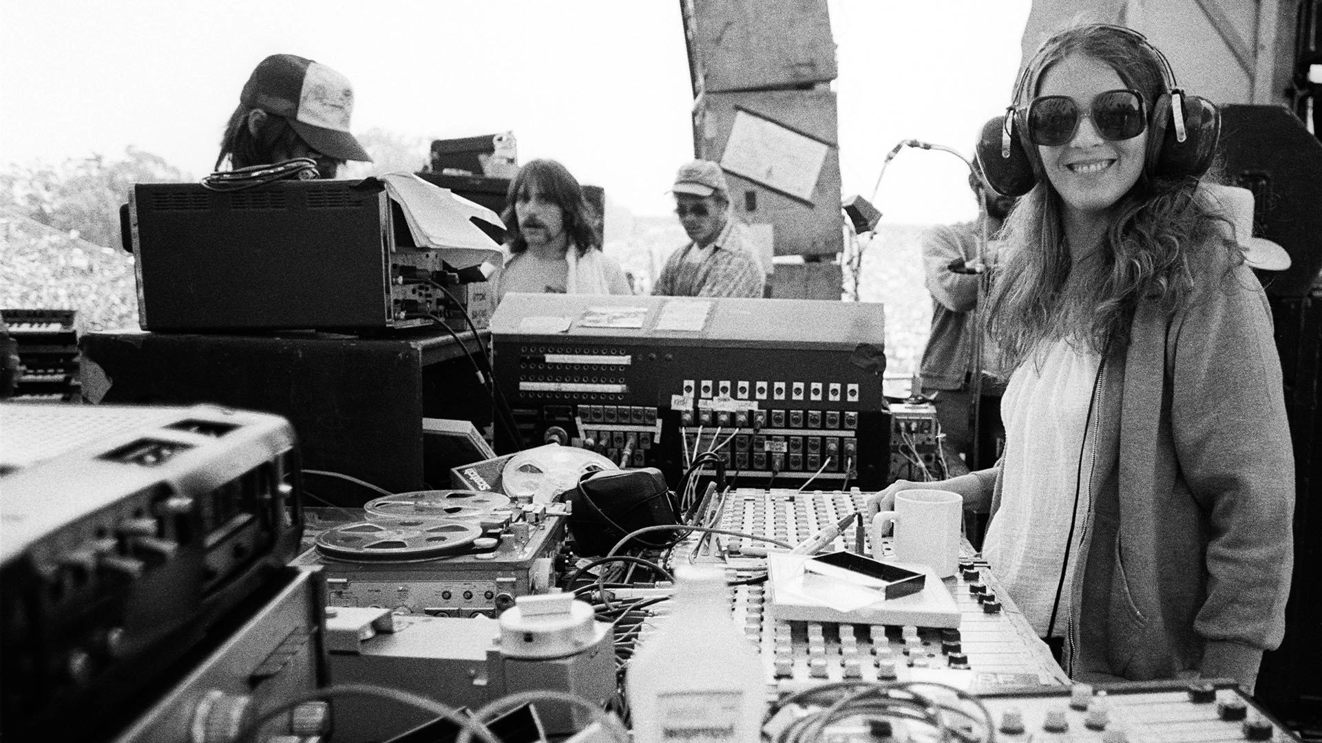 Soundbreaking