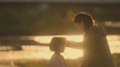 ガラスの指輪と絆創膏