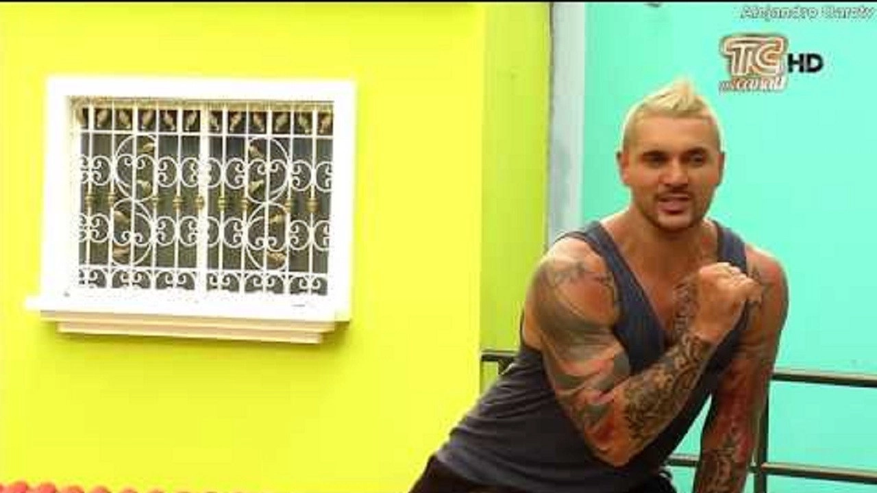 Calle Amores