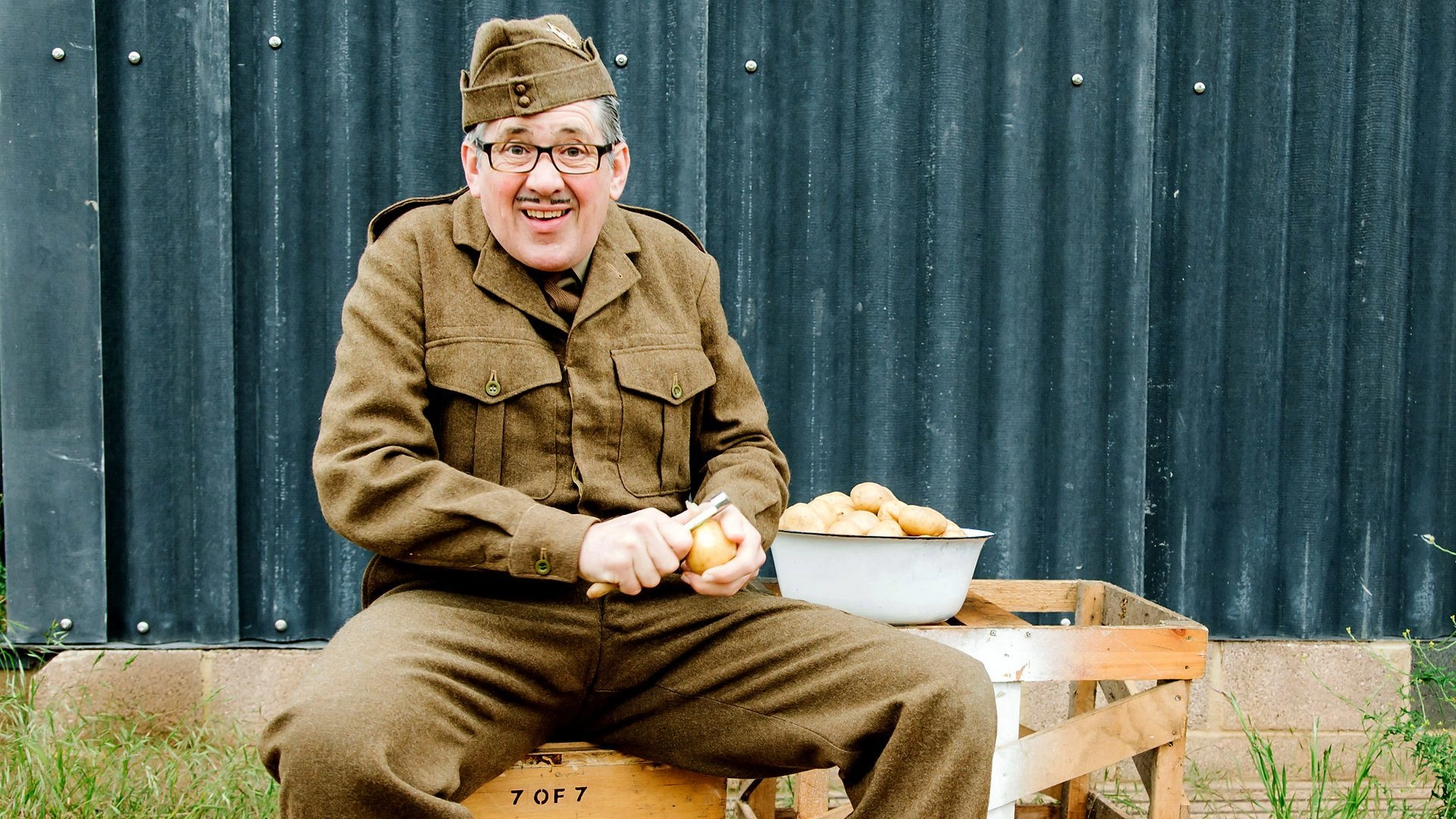 Count Arthur Strong