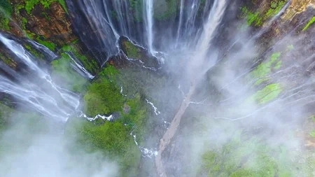 World’s Greatest Natural Wonders