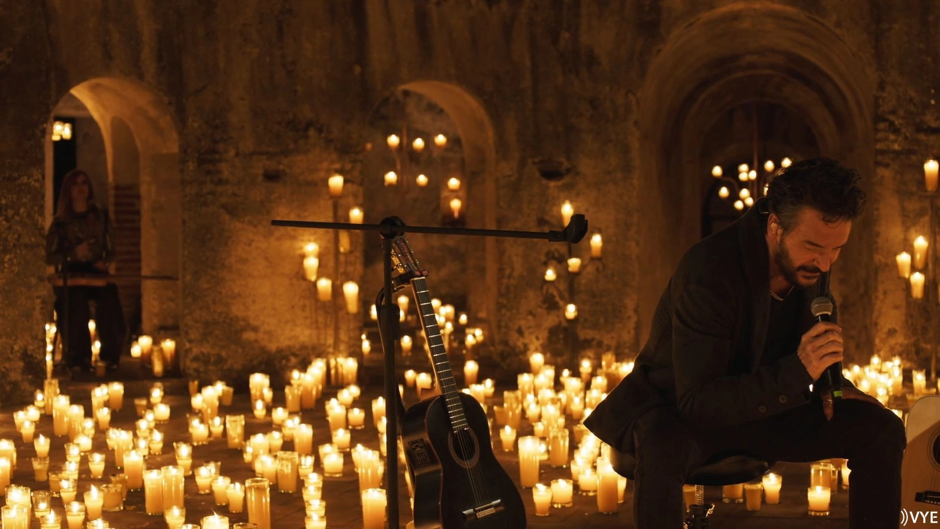 Ricardo Arjona - Made to the Old