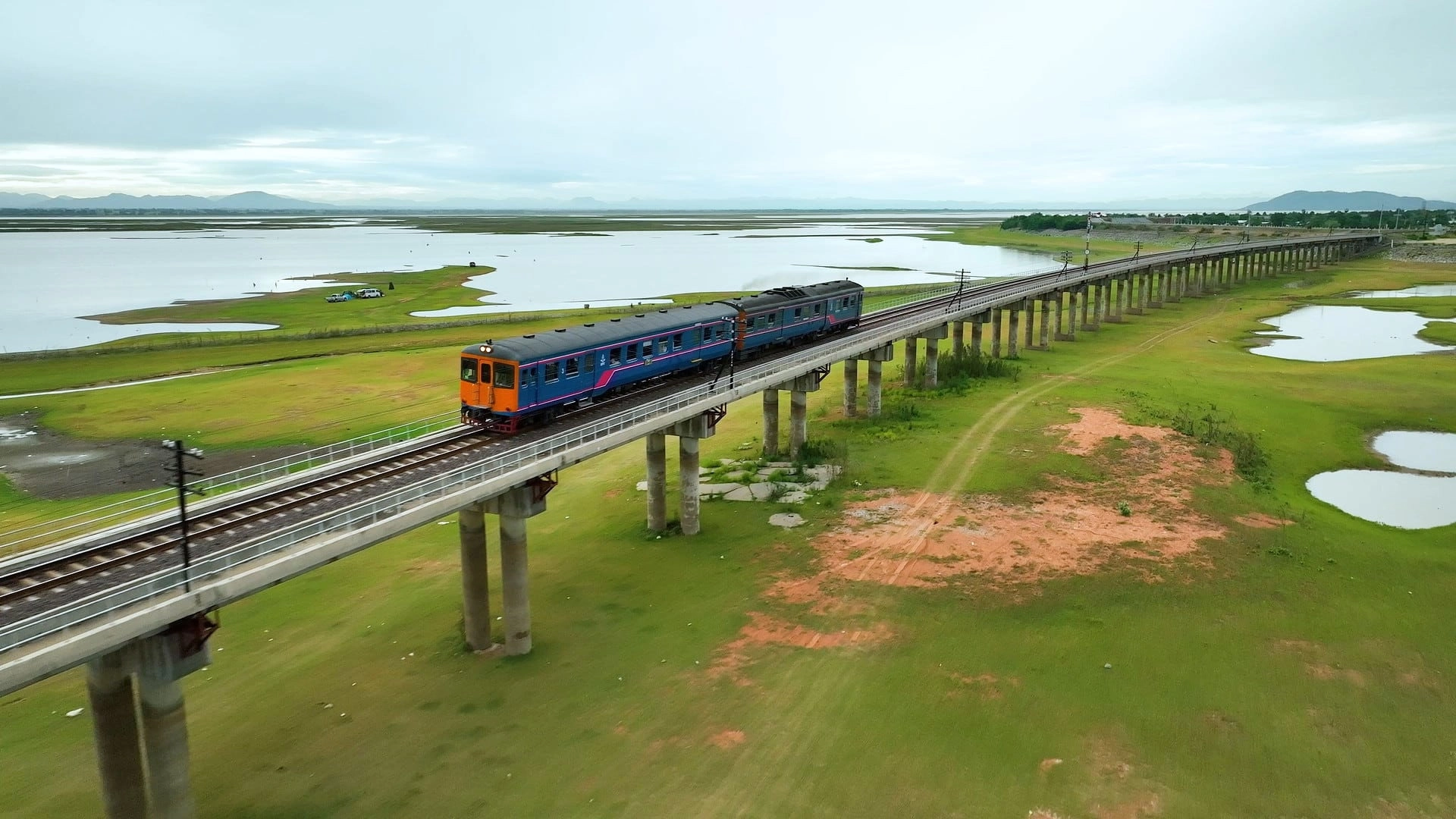 地球鉄道