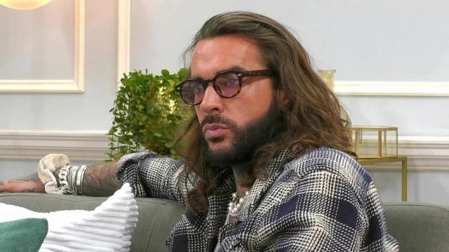 Celebs Go Dating