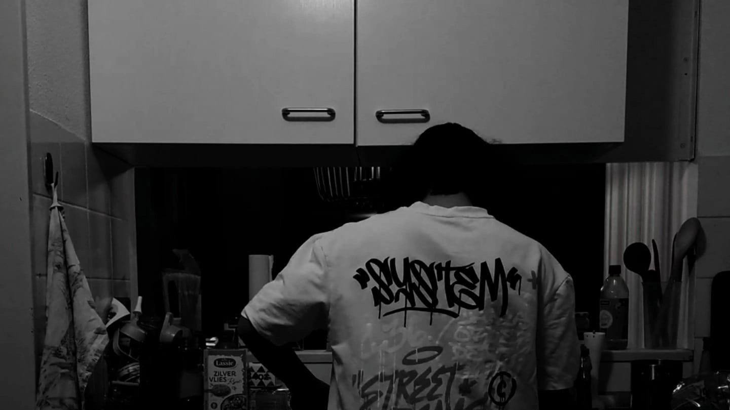 biarkan aku ganti
