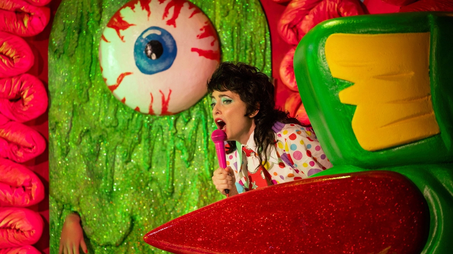 Sarah Squirm: Live + in the Flesh