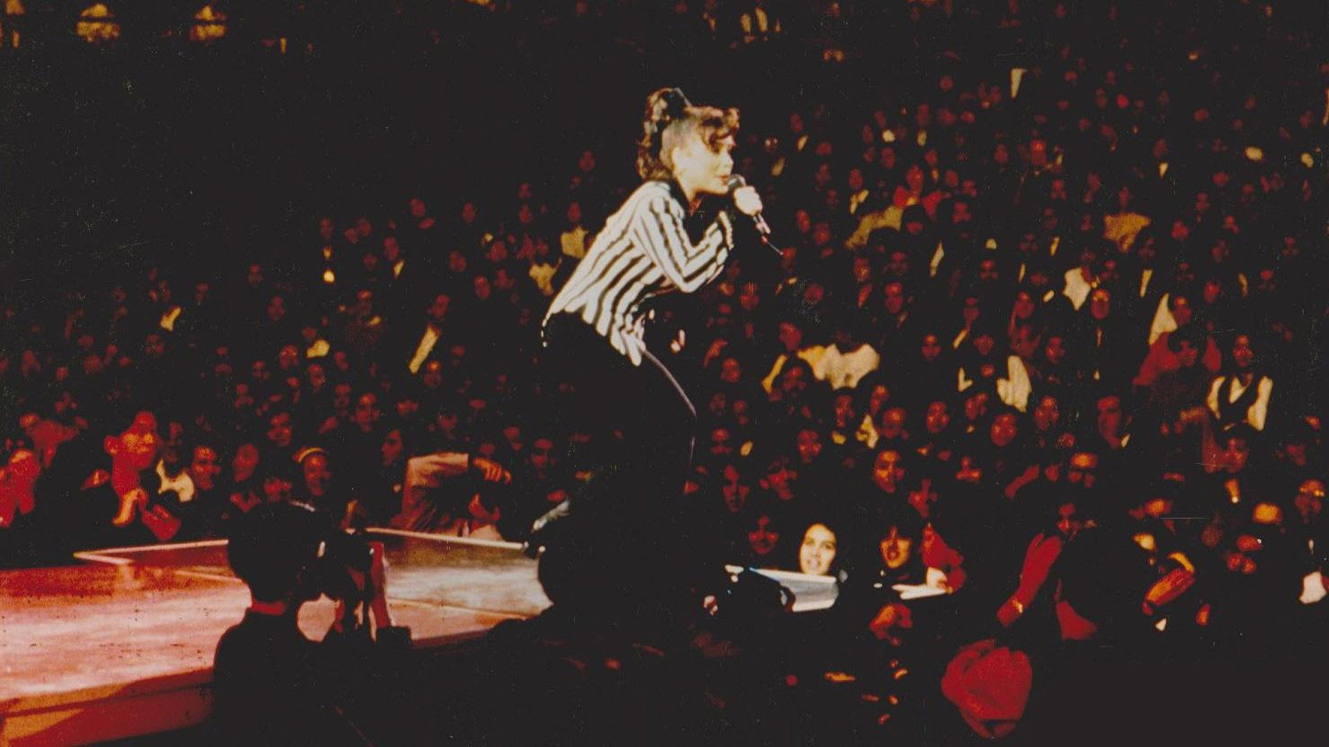 Paula Abdul: Under My Spell Live