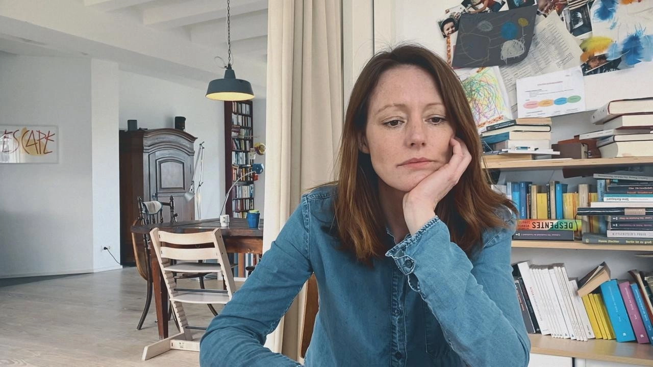 Drinnen - Im Internet sind alle gleich