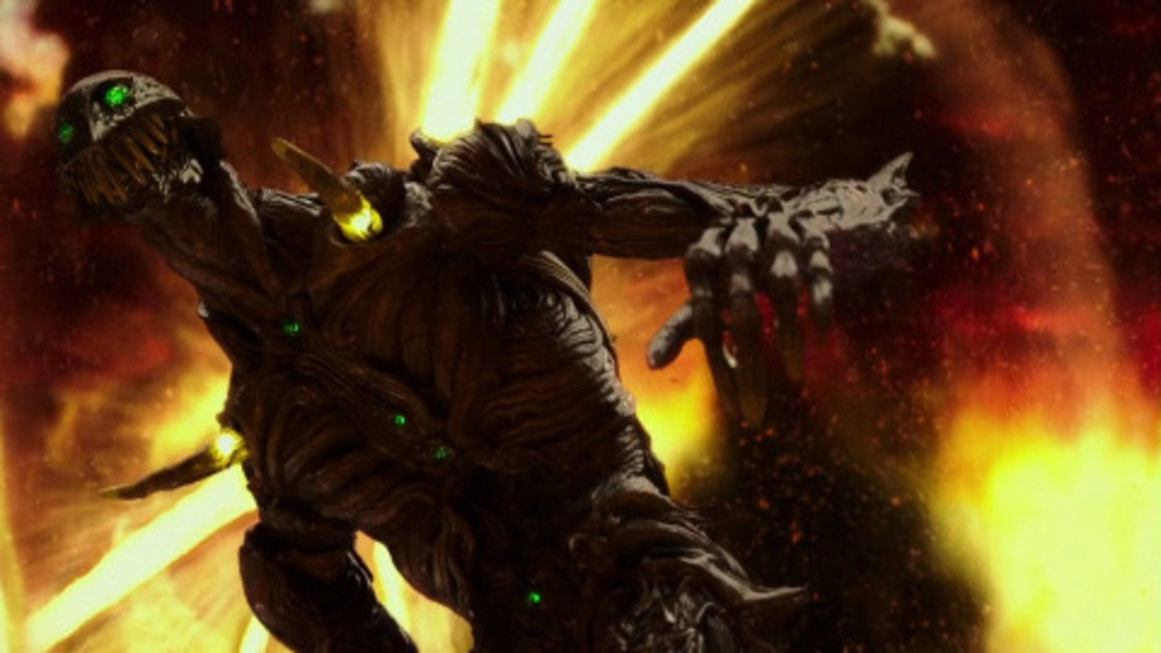 Giant God Warrior Appears in Tokyo