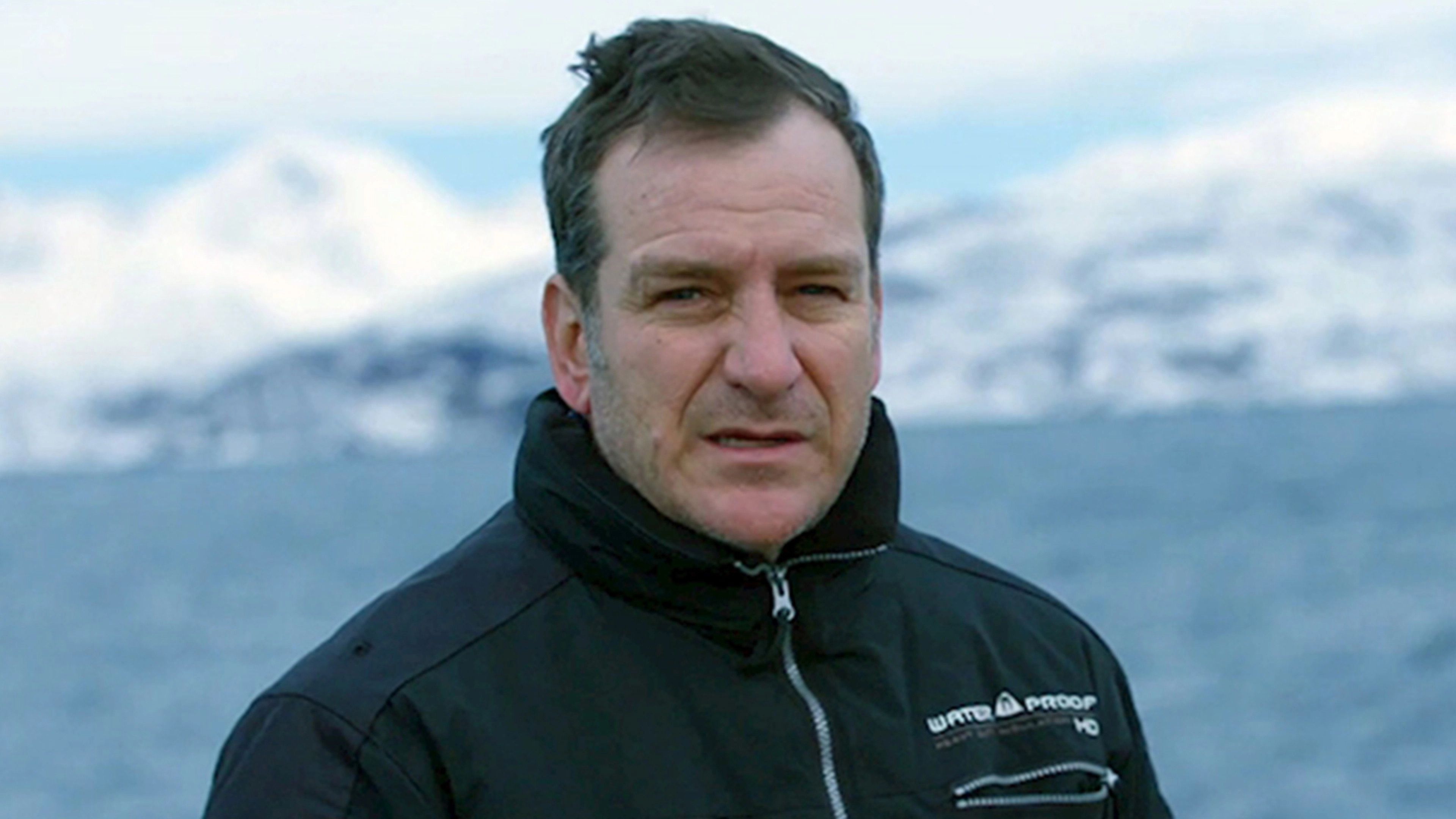 Till the edge: swim with a whale
