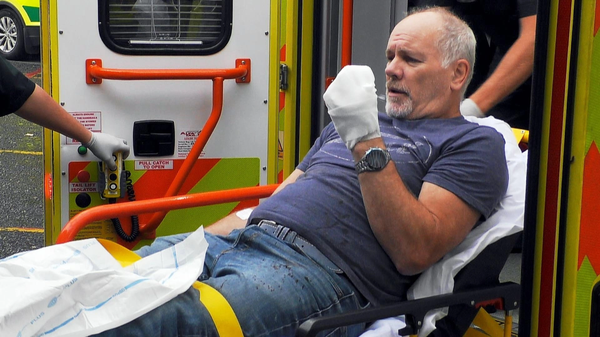 24 Hours in A&E
